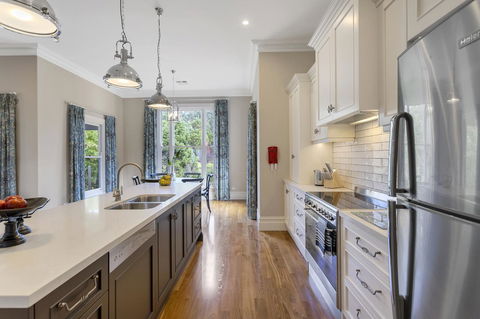 Grandview Accommodation - The Elm Tree Apartments - Accommodation Nelson Bay 14