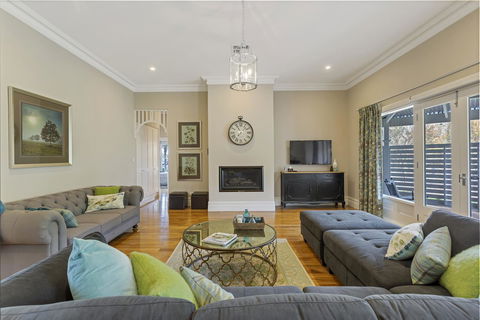 Grandview Accommodation - The Elm Tree Apartments - Accommodation Nelson Bay 16