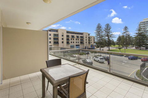 Pier Luxury Apartments - Accommodation Nelson Bay 10