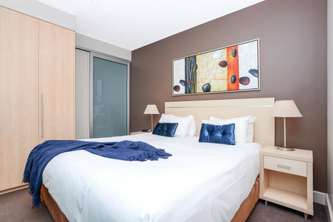 Pier Luxury Apartments - Accommodation Nelson Bay 16