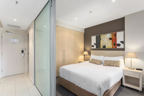Pier Luxury Apartments - Accommodation Nelson Bay 9