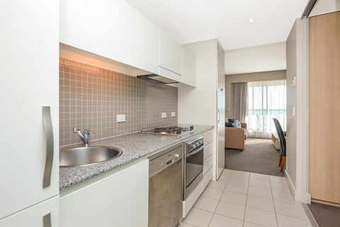 Pier Luxury Apartments - Accommodation Nelson Bay 15