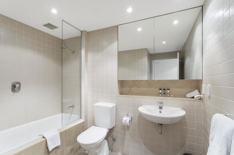 Pier Luxury Apartments - Accommodation Nelson Bay 4