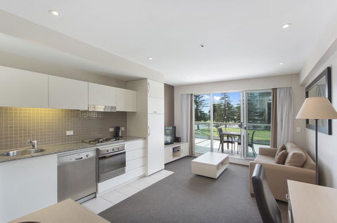 Pier Luxury Apartments - Accommodation Nelson Bay 8