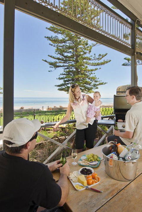 Seawall Apartments - Accommodation Nelson Bay 9
