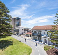 Seawall Apartments - Accommodation Nelson Bay