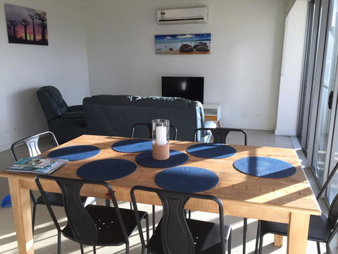 Penneshaw Oceanview Apartments - Accommodation Nelson Bay 13