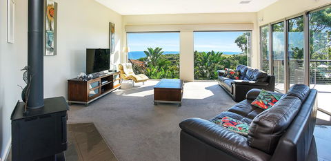 Lavina Luxury Beach House - Nelsons Bay Accommodation 41