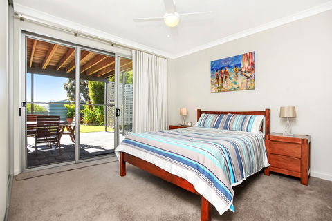 Lavina Luxury Beach House - Nelsons Bay Accommodation 19