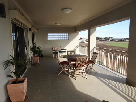 Rezare House Bed & Breakfast - Accommodation Nelson Bay 18