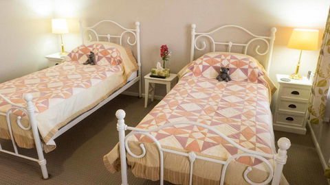 Rezare House Bed & Breakfast - Accommodation Nelson Bay 7