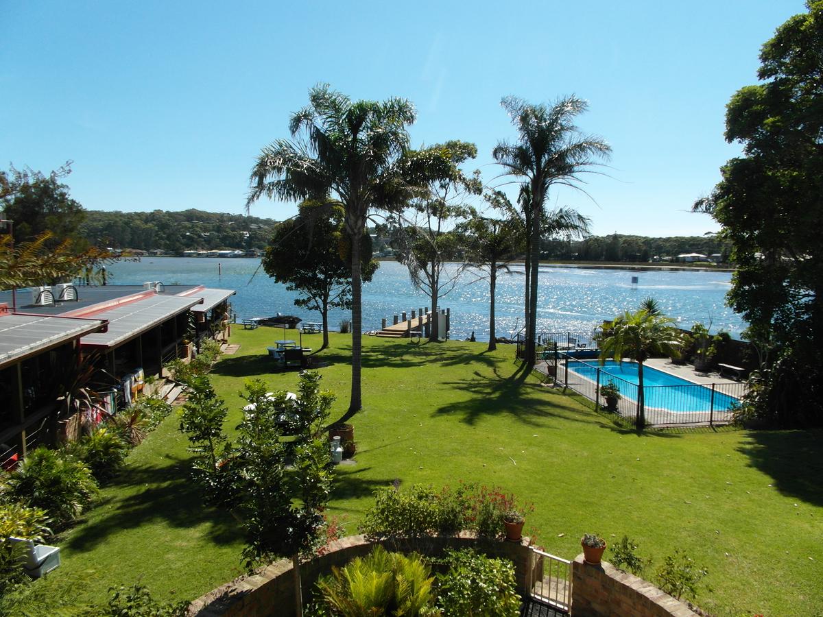 Burrill Lake NSW Accommodation Nelson Bay
