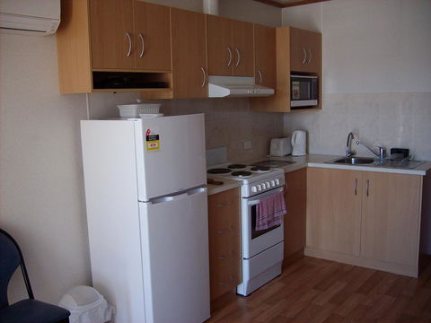 Jacko's Holiday Cabins - Accommodation Nelson Bay 1