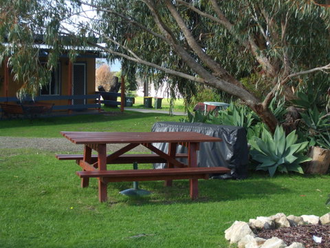 Casuarina Coastal Units - Accommodation Nelson Bay 17