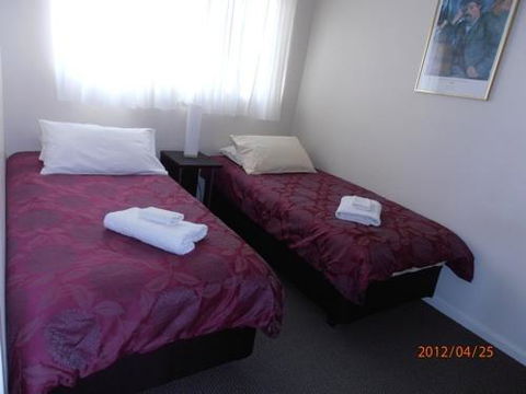 Esplanade Apartments At West Beach - Accommodation Nelson Bay 4