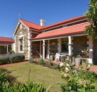 Trafalgar Premium Vintage Suites - Accommodation Nelson Bay