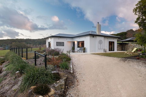 Esto House - Accommodation Nelson Bay 20