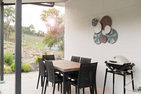 Esto House - Accommodation Nelson Bay 16