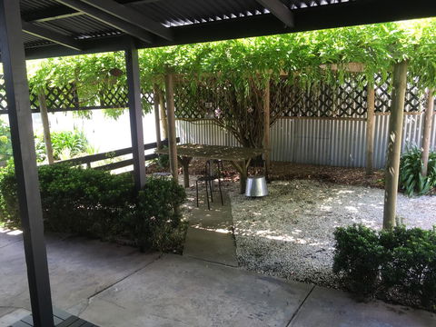 Hilltop Too - Accommodation Nelson Bay 11