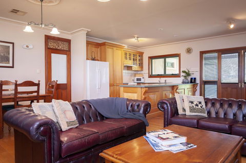 Angaston Saleyards Luxury Accommodation - Accommodation Nelson Bay 5