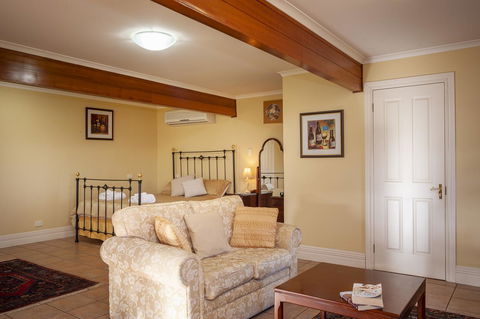 Angaston Saleyards Luxury Accommodation - Accommodation Nelson Bay 19