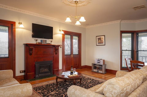 Angaston Saleyards Luxury Accommodation - Accommodation Nelson Bay 8