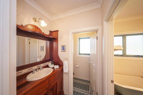 Angaston Saleyards Luxury Accommodation - Accommodation Nelson Bay 14
