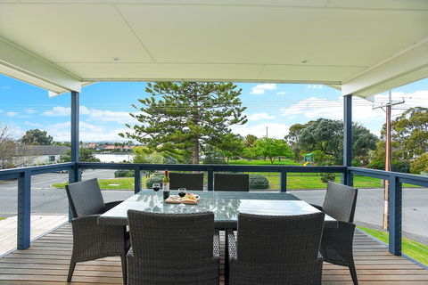 'Hope House' - Encounter Bay - Accommodation Nelson Bay 24