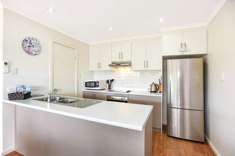 'Hope House' - Encounter Bay - Accommodation Nelson Bay 2
