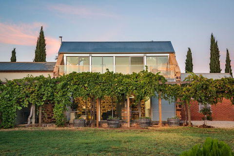Barossa Shiraz Estate - Accommodation Nelson Bay 1