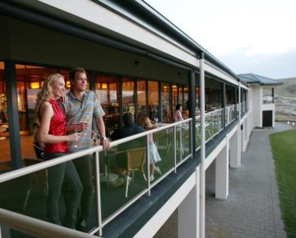 Lady Bay Hotel - Accommodation Nelson Bay 10