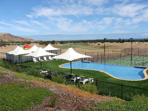 Lady Bay Hotel - Accommodation Nelson Bay 2