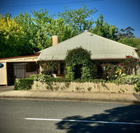 Oats Cottage - Accommodation Nelson Bay