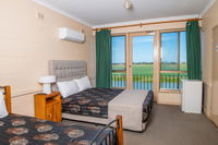Book Tailem Bend Accommodation Vacations Accommodation Nelson Bay Accommodation Nelson Bay