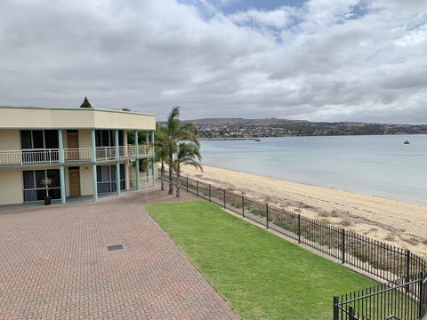 Hilton Beachfront Motel - Accommodation Nelson Bay 13