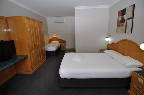 Hilton Beachfront Motel - Accommodation Nelson Bay 36