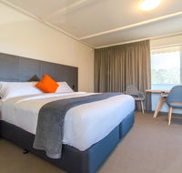 Mick O'Sheas - Accommodation Nelson Bay