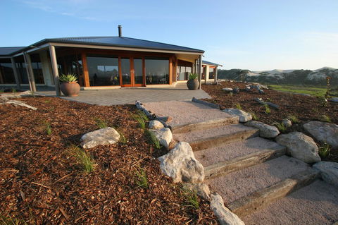 Almonta Park Lodge - Accommodation Nelson Bay 2