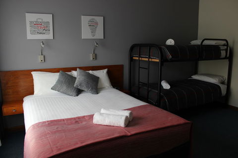 105 On The Park - Accommodation Nelson Bay 4