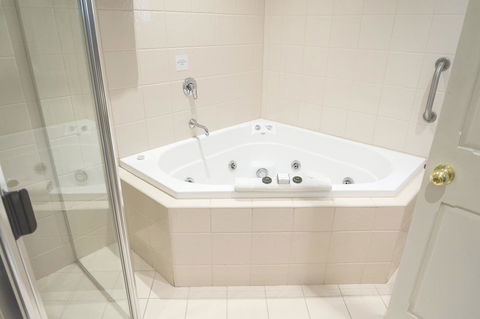 Serafino McLaren Vale - Nelsons Bay Accommodation 7