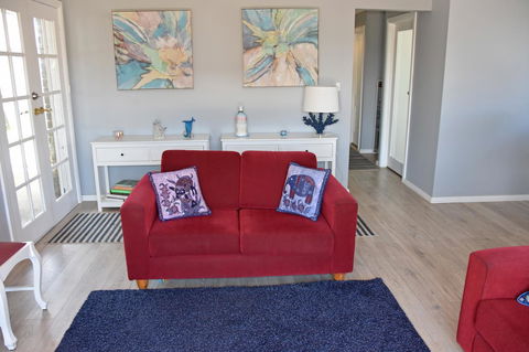 Beach Life Retreat - Accommodation Nelson Bay 0