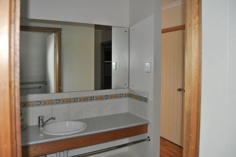 Rest A Shore Coffin Bay - Accommodation Nelson Bay 8