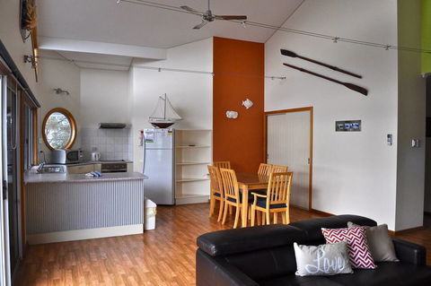 Rest A Shore Coffin Bay - Accommodation Nelson Bay 6