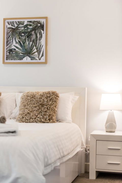 Beachside Luxury & Comfort, Ocean Views In Glenelg - Nelsons Bay Accommodation 13