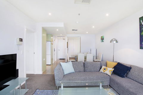 Beachside Luxury & Comfort, Ocean Views In Glenelg - Nelsons Bay Accommodation 10