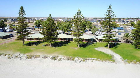 Wallaroo Holiday Park - Accommodation Nelson Bay 0