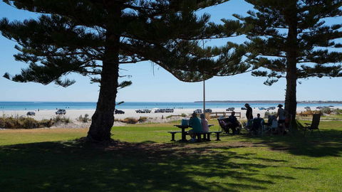 Wallaroo Holiday Park - Accommodation Nelson Bay 14