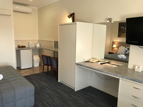 Robetown Motor Inn & Apartments - Nelsons Bay Accommodation 26