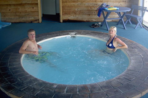 Robetown Motor Inn & Apartments - Nelsons Bay Accommodation 5