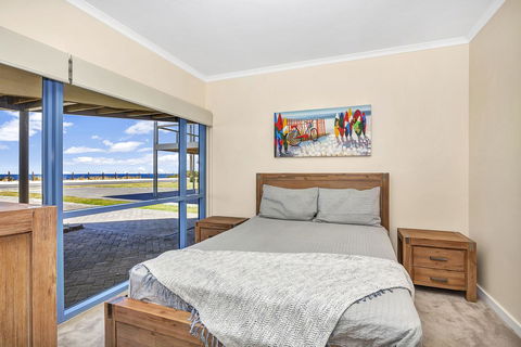 Sail Away - Accommodation Nelson Bay 8